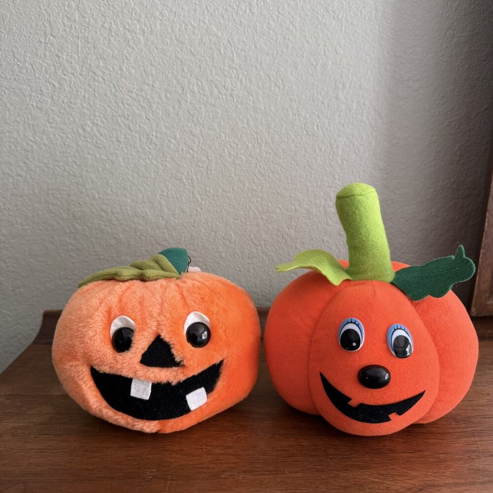 Vintage Wego Fiesta Pumpkin Jack-O-Lantern Halloween Plush Stuffed Animals 1989